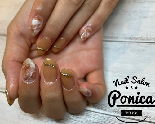 3DD9EA83-0713-4B93-BCC4-250662D032C2